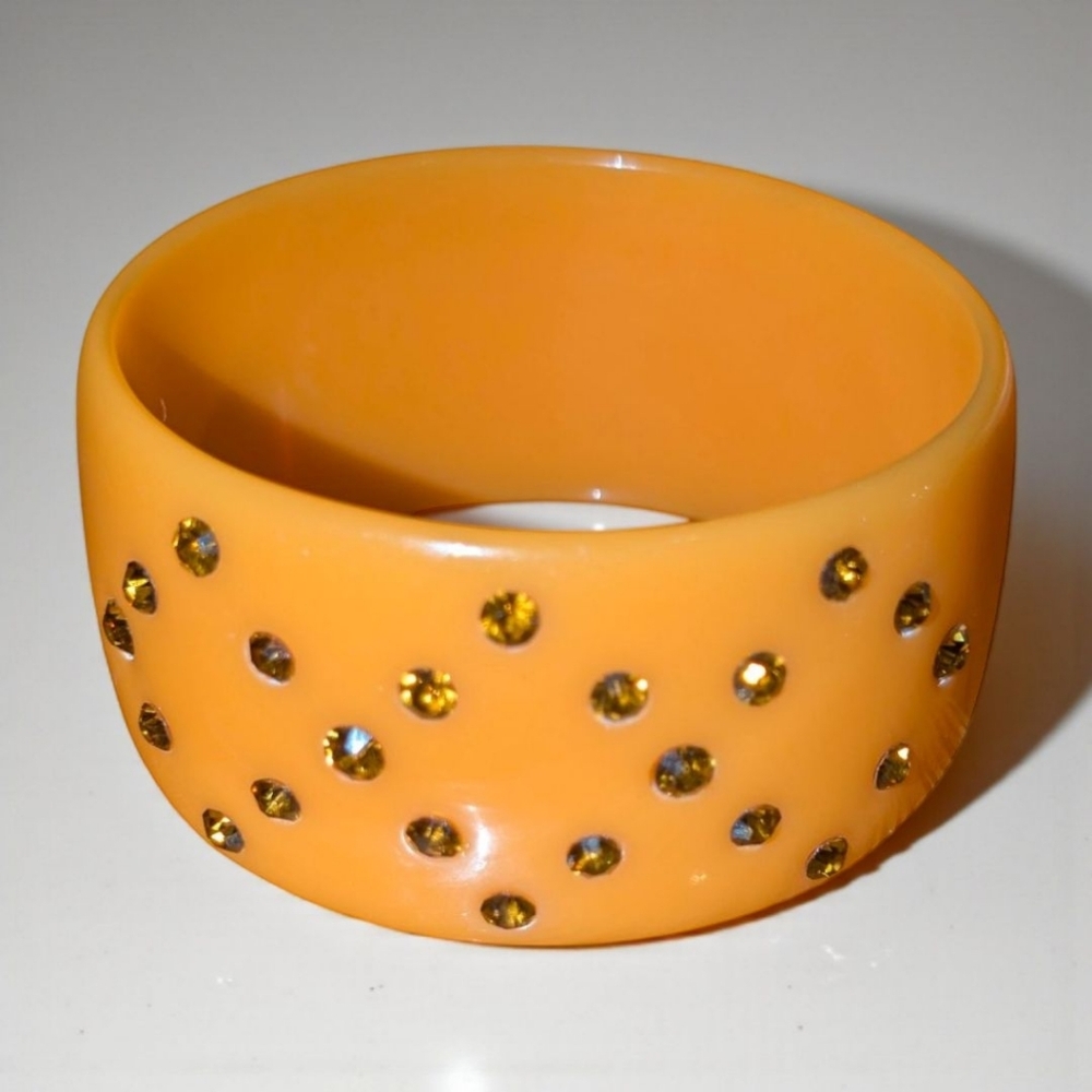 Set of Four Bold Vintage Retro Chunky Bling Bangle Bracelets - Picture 5 of 7